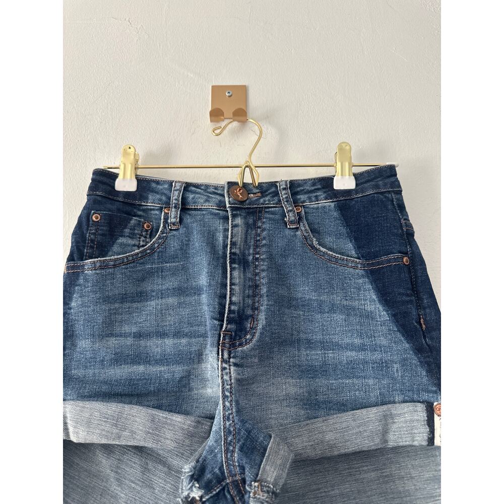 One teaspoon shorts Sz25 dark faded sides unique look - Picture 9 of 9